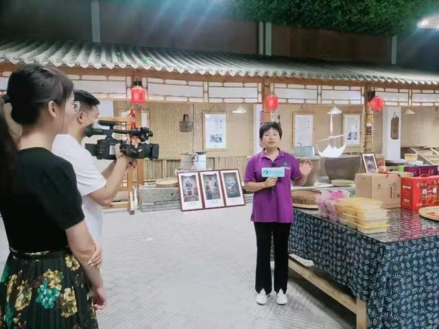 河南禹州 河南廣播電視臺《美麗河南·美好家》攝制組走進盛田農(nóng)業(yè)