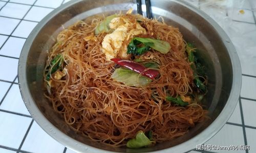 炒粉絲,別再只會(huì)用水泡 多做3步,保準(zhǔn)粉絲根根分明 不粘鍋